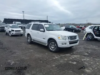 2007 Ford Explorer Eddie Bauer with VIN 1FMEU74E57UA54238, listed as a IAAI auction lot 41965566 with 142,191 mi miles. Bid and sale history available at carsss.com. Image 1.