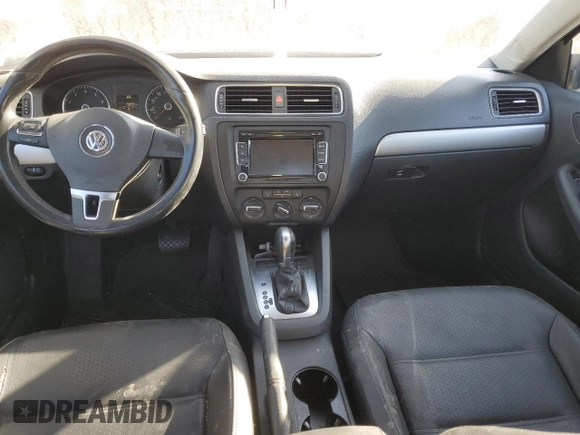 2013 Volkswagen Jetta SE with VIN 3VWDX7AJ9DM428906, listed as a Copart auction lot 46055434 with 175,004 mi miles and Non repairable. Bid and sale history available at DreamBid. Image 8.
