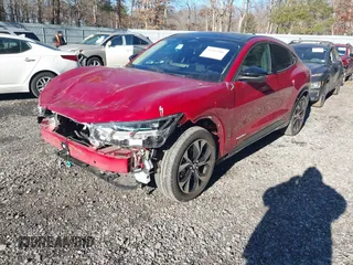 2022 Ford Mustang Mach-E Premium с VIN 3FMTK3SU0NMA49126, выставлен на аукционе IAAI как лот 41363406 с пробегом 16 911 миль миль и . История ставок и продаж доступна на DreamBid. Изображение 19.