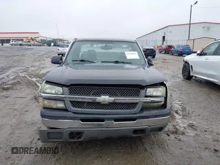 2004 Chevrolet Silverado 1500 Work Truck with VIN 1GCEC14X44Z335614, listed as a IAAI auction lot 41428046 with 201,735 mi miles. Bid and sale history available at carsss.com. Image 12.