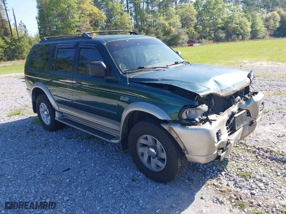 2000 Mitsubishi Montero Sport LS with VIN JA4LS31H0YP055199, listed as a IAAI auction lot 41990427 with 162,687 mi miles. Bid and sale history available at carsss.com. Image 1.