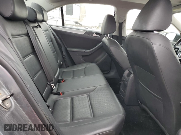 2013 Volkswagen Jetta SE with VIN 3VWDX7AJ8DM303461, listed as a Copart auction lot 47597995 with 164,378 mi miles and Salvage title. Bid and sale history available at DreamBid. Image 10.