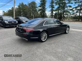 2022 Mercedes-Benz S 580 with VIN W1K6G7GB5NA132541, listed as a Copart auction lot 56436665 with 95,609 mi miles and Clean Title. Bid and sale history available at DreamBid. Image 4.