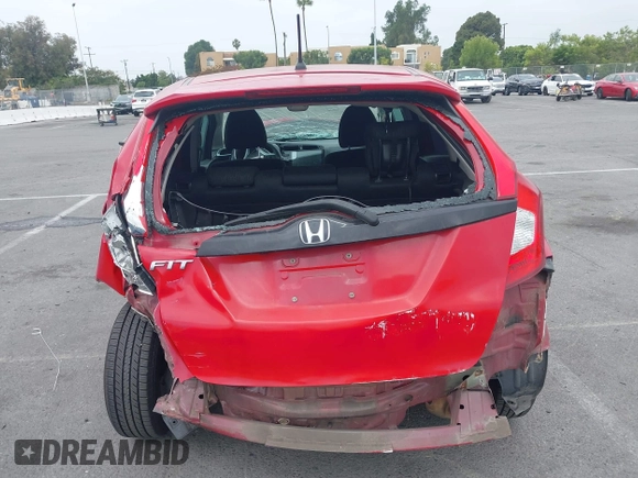 2015 Honda Fit LX with VIN 3HGGK5H5XFM775385, listed as a IAAI auction lot 42555319 with 81,615 mi miles and . Bid and sale history available at DreamBid. Image 17.