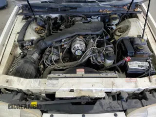 1995 Ford Thunderbird LX with VIN 1FALP62W9SH159185, listed as a Copart auction lot 51862975 with 128,230 mi miles and Clean Title. Bid and sale history available at carsss.com. Image 11.