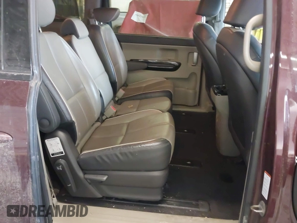 2017 Kia Sedona EX with VIN KNDMC5C1XH6292548, listed as a IAAI auction lot 41326653 with 121,491 mi miles. Bid and sale history available at carsss.com. Image 8.