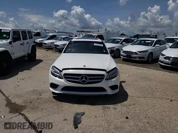 2019 Mercedes-Benz C 300 with VIN 55SWF8DB9KU289367, listed as a Copart auction lot 56539955 with 72,235 mi miles and Salvage title. Bid and sale history available at DreamBid. Image 14.