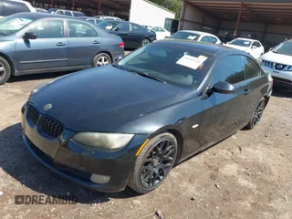 2009 BMW 3 Series 328i with VIN WBAWB33509P138474, listed as a IAAI auction lot 41992328 with 177,613 mi miles. Bid and sale history available at carsss.com. Image 2.