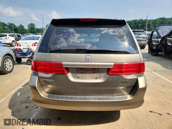 2008 Honda Odyssey LX z VIN 5FNRL38218B052952, wystawiony jako Copart lot #60907585 z przebiegiem 82 876 mil mil oraz Szkoda całkowita • Salvage title. Historia ofert i sprzedaży dostępna na DreamBid. Obrazek 6.