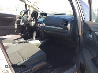 2020 Honda Fit LX z VIN 3HGGK5H48LM700879, wystawiony jako IAAI lot #42290266 z przebiegiem 90 963 mil mil oraz . Historia ofert i sprzedaży dostępna na DreamBid. Obrazek 5.