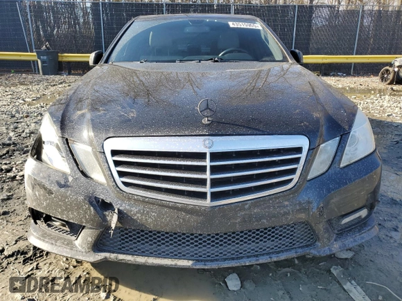 2011 Mercedes-Benz E 350 Luxury with VIN WDDHF8HB5BA457749, listed as a Copart auction lot 43515905 with 135,399 mi miles and Salvage Title. Bid and sale history available at DreamBid. Image 5.