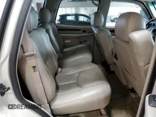 2003 Cadillac Escalade z VIN 1GYEK63N83R191493, wystawiony jako Copart lot #59998045 z przebiegiem 233 626 mil mil oraz Czysty tytuł • Clean title. Historia ofert i sprzedaży dostępna na DreamBid. Obrazek 11.