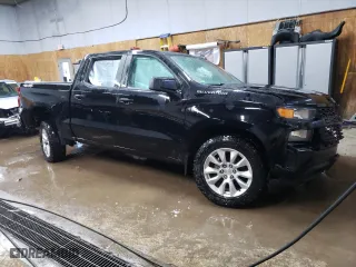 2020 Chevrolet Silverado 1500 Custom with VIN 1GCUYBEF0LZ128354, listed as a Copart auction lot 47197045 with 118,645 mi miles and Non Repairable. Bid and sale history available at carsss.com. Image 4.