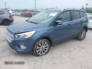 2018 Ford Escape Titanium z VIN 1FMCU0J91JUC00941, wystawiony jako IAAI lot #42679897 z przebiegiem 110 884 mil mil oraz . Historia ofert i sprzedaży dostępna na DreamBid. Obrazek 17.
