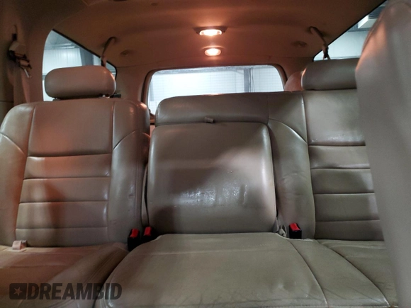 2002 Ford Excursion Limited z VIN 1FMNU43S22EB80551, wystawiony jako Copart lot #44629455 z przebiegiem 182 013 mil mil oraz Szkoda całkowita • Salvage title. Historia ofert i sprzedaży dostępna na DreamBid. Obrazek 10.