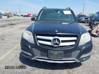 2013 Mercedes-Benz GLK 350 z VIN WDCGG5HB7DG026938, wystawiony jako IAAI lot #42096460 z przebiegiem 271 577 mil mil oraz . Historia ofert i sprzedaży dostępna na DreamBid. Obrazek 12.