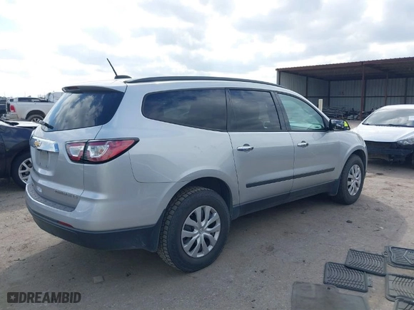 2016 Chevrolet Traverse LS with VIN 1GNKRFKD4GJ133311, listed as a IAAI auction lot 41541748 with 1 mi miles. Bid and sale history available at carsss.com. Image 4.