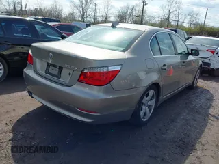 2008 BMW 5 Series 528xi with VIN WBANV13528CZ56477, listed as a IAAI auction lot 41921328 with 180,983 mi miles and . Bid and sale history available at carsss.com. Image 4.