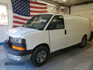 2014 GMC Savana Cargo with VIN 1GTW7FCA1E1911257, listed as a Copart auction lot 47299045 with 181,818 mi miles and Salvage Title. Bid and sale history available at carsss.com. Image 1.
