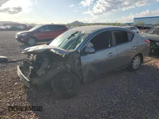 2012 Nissan Versa SV with VIN 3N1CN7AP4CL924583, listed as a Copart auction lot 53302425 with 76,847 mi miles and Salvage Title. Bid and sale history available at carsss.com. Image 1.