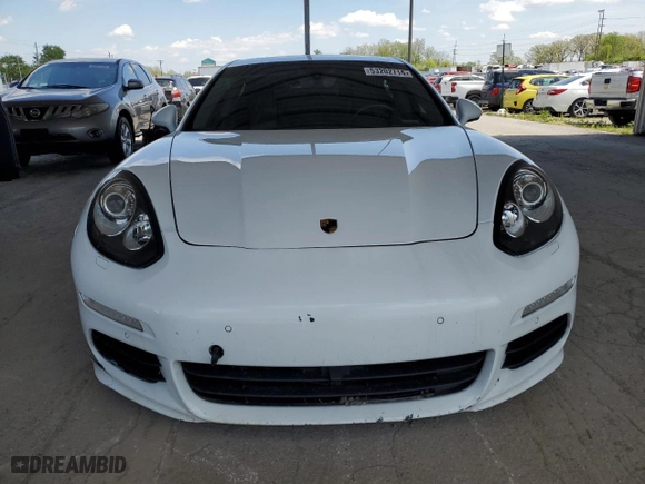 2016 Porsche Panamera 4 with VIN WP0AA2A75GL000111, listed as a Copart auction lot 53202714 with 130,189 mi miles and Salvage Title. Bid and sale history available at carsss.com. Image 5.