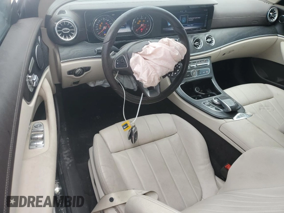2018 Mercedes-Benz E 400 with VIN WDD1K6FB2JF033614, listed as a Copart auction lot 59001335 with 58,514 mi miles and Salvage title. Bid and sale history available at DreamBid. Image 8.