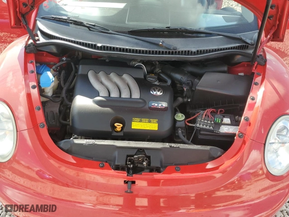 2005 Volkswagen New Beetle Convertible GLS with VIN 3VWCM31Y55M310721, listed as a Copart auction lot 71562384 with 115,808 mi miles and Salvage Title. Bid and sale history available at carsss.com. Image 11.