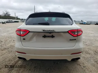 2017 Maserati Levante z VIN ZN661XUL0HX250697, wystawiony jako Copart lot #56871095 z przebiegiem 73 042 mil mil oraz Czysty tytuł • Clean title. Historia ofert i sprzedaży dostępna na DreamBid. Obrazek 6.