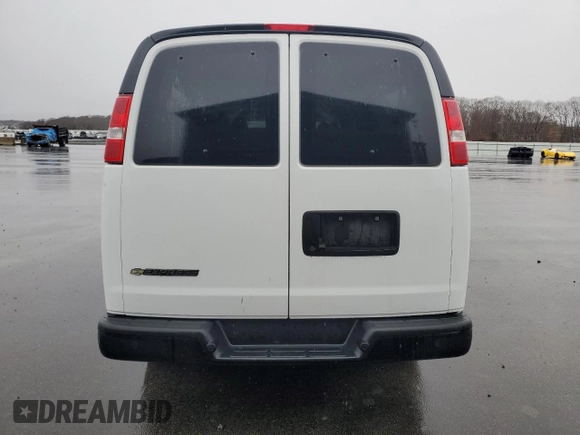 2022 Chevrolet Express Passenger LS z VIN 1GAZGNFPXN1290651, wystawiony jako Copart lot #49330615 z przebiegiem 31 309 mil mil oraz Czysty tytuł • Clean title. Historia ofert i sprzedaży dostępna na DreamBid. Obrazek 6.