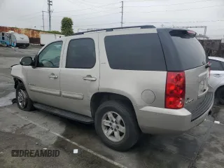 2007 GMC Yukon SLT with VIN 1GKFK13037R405852, listed as a Copart auction lot 51308065 with 282,547 mi miles and Salvage Title. Bid and sale history available at carsss.com. Image 2.