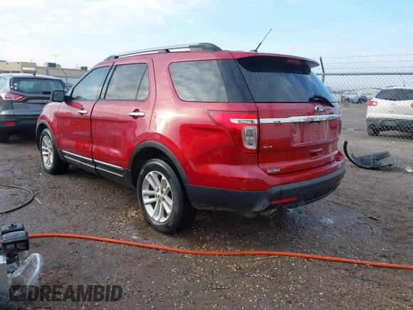 2013 Ford Explorer XLT with VIN 1FM5K7D84DGA66519, listed as a IAAI auction lot 41191250 with 164,027 mi miles and . Bid and sale history available at DreamBid. Image 3.