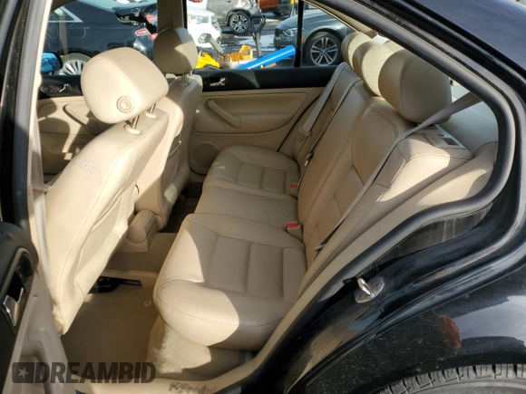 2001 Volkswagen Jetta z VIN 3VWSS29M41M072366, wystawiony jako Copart lot #42646065 z przebiegiem 98 347 mil mil oraz Szkoda całkowita • Salvage title. Historia ofert i sprzedaży dostępna na DreamBid. Obrazek 10.