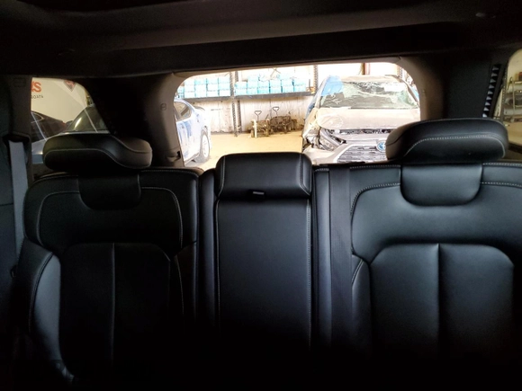2024 Jeep Grand Cherokee with VIN 1C4RJYB65RC133675, listed as a Copart auction lot 60550065 with 51,137 mi miles and Clean title. Bid and sale history available at DreamBid. Image 10.