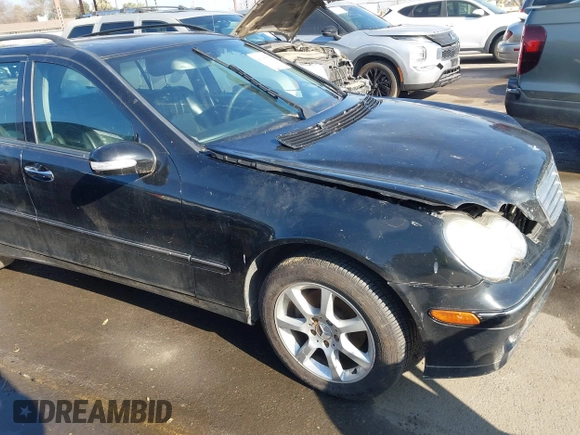 2005 Mercedes-Benz C 240 z VIN WDBRH61J65F602981, wystawiony jako IAAI lot #41388351 z przebiegiem 207 632 mil mil oraz . Historia ofert i sprzedaży dostępna na DreamBid. Obrazek 16.