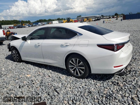 2021 Lexus ES 350 with VIN 58ADZ1B10MU089042, listed as a Copart auction lot 62071455 with 28,042 mi miles and Salvage title. Bid and sale history available at DreamBid. Image 2.