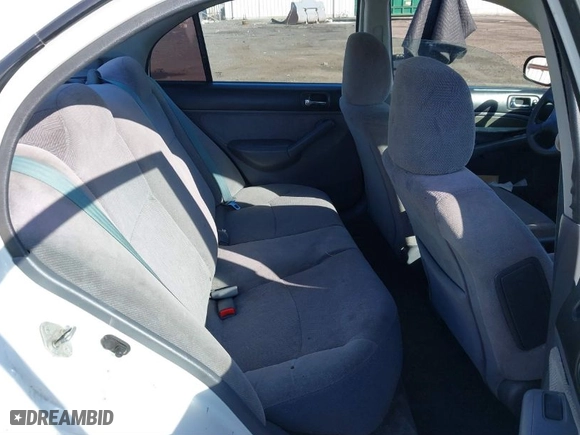 2002 Honda Civic LX with VIN 2HGES16672H596631, listed as a IAAI auction lot 41703532 with 172,311 mi miles. Bid and sale history available at carsss.com. Image 8.