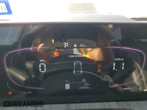 2024 Kia Telluride EX X-Line z VIN 5XYP3DGC8RG447454, wystawiony jako Copart lot #44352605 z przebiegiem 22 669 mil mil oraz Szkody całkowita. Historia ofert i sprzedaży dostępna na DreamBid. Obrazek 9.