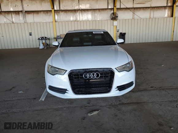 2013 Audi A6 Premium Plus z VIN WAUGFAFC1DN077678, wystawiony jako Copart lot #56999585 z przebiegiem 190 194 mil mil oraz Czysty tytuł • Clean title. Historia ofert i sprzedaży dostępna na DreamBid. Obrazek 5.