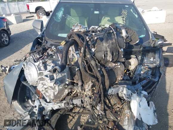 2018 Cadillac XT5 FWD with VIN 1GYKNARS4JZ238915, listed as a IAAI auction lot 42231005 with Not provided miles and . Bid and sale history available at DreamBid. Image 10.