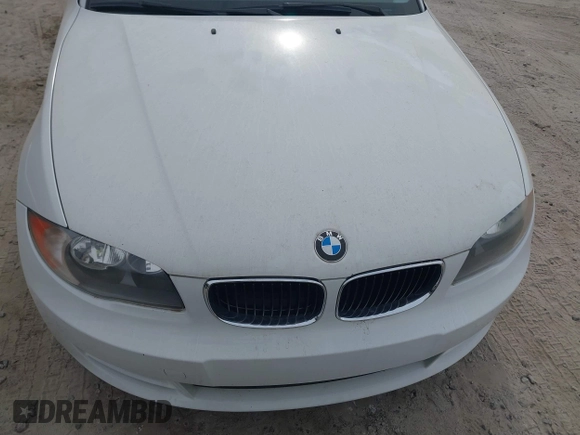 2008 BMW 3 Series 328i with VIN WBAVA37598NL50566, listed as a IAAI auction lot 41853168 with 1 mi miles. Bid and sale history available at carsss.com. Image 6.