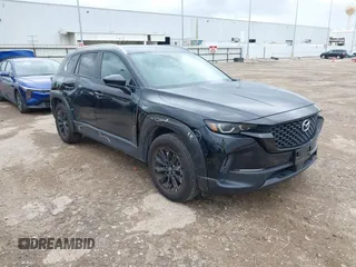 2024 Mazda CX-50 S Preferred z VIN 7MMVABBM8RN175773, wystawiony jako IAAI lot #42207358 z przebiegiem 31 060 mil mil oraz . Historia ofert i sprzedaży dostępna na DreamBid. Obrazek 1.