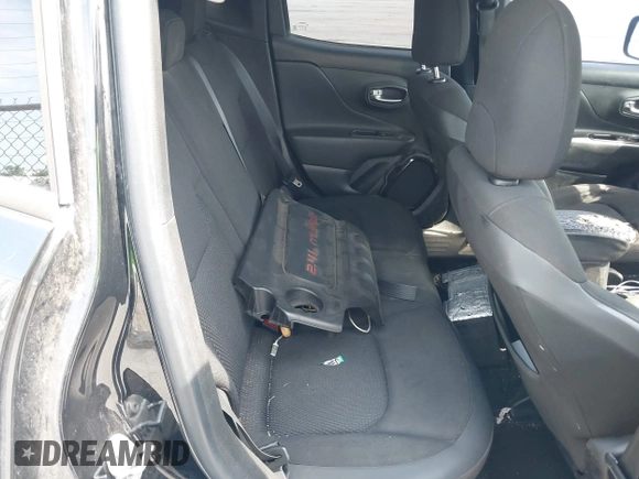 2018 Jeep Renegade Latitude с VIN ZACCJABB6JPG93036, выставлен на аукционе IAAI как лот 42663091 с пробегом 115 912 миль миль и . История ставок и продаж доступна на DreamBid. Изображение 8.