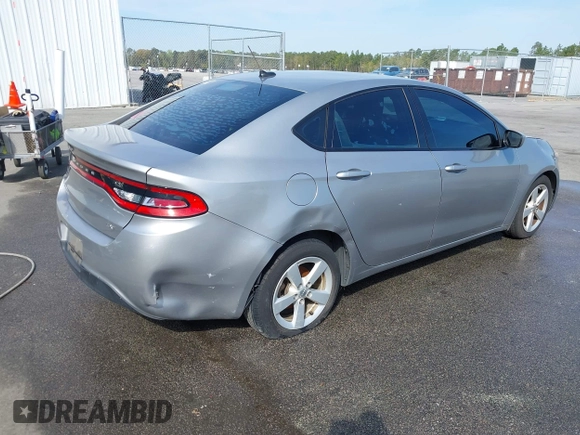 2015 Dodge Dart SXT z VIN 1C3CDFBB1FD186902, wystawiony jako IAAI lot #41836300 z przebiegiem 271 324 mil mil oraz . Historia ofert i sprzedaży dostępna na DreamBid. Obrazek 4.