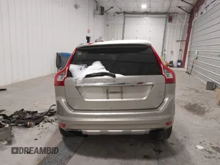 2015 Volvo XC60 T5 Drive-E Premier Plus with VIN YV440MDC6F2616258, listed as a IAAI auction lot 41530303 with 129,950 mi miles. Bid and sale history available at carsss.com. Image 17.