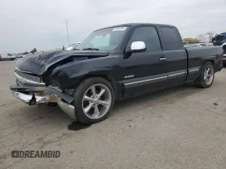 2000 Chevrolet Silverado 1500 LS with VIN 1GCEC19T8YZ284548, listed as a Copart auction lot 47891245 with Not Provided miles and Salvage Title. Bid and sale history available at carsss.com. Image 1.