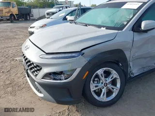2022 Hyundai Kona SEL with VIN KM8K32AB2NU793938, listed as a IAAI auction lot 41889055 with 49,969 mi miles. Bid and sale history available at carsss.com. Image 6.