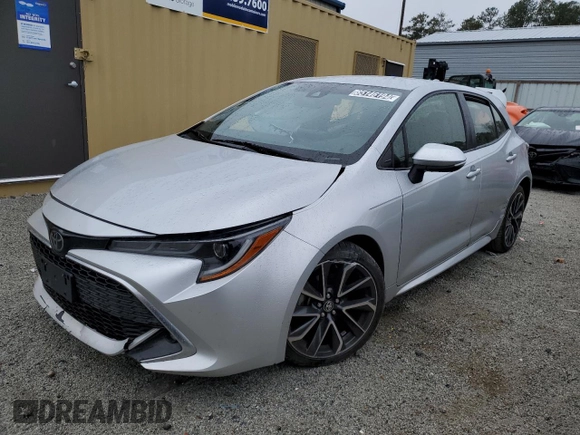 2020 Toyota Corolla Hatchback XSE with VIN JTNC4RBE3L3093240, listed as a Copart auction lot 85146194 with 59,189 mi miles and Non Repairable. Bid and sale history available at carsss.com. Image 1.