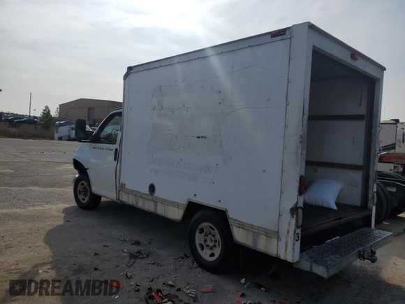2008 GMC Savana Commercial SRW 9E9 z VIN 1GDGG31C581911818, wystawiony jako Copart lot #85302684 z przebiegiem 192 740 mil mil oraz Szkoda całkowita • Salvage title. Historia ofert i sprzedaży dostępna na DreamBid. Obrazek 2.