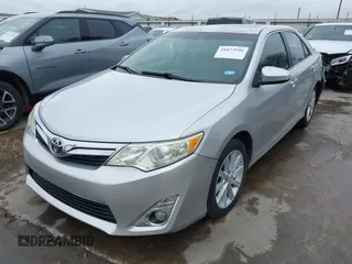 2014 Toyota Camry SE with VIN 4T1BK1FK7EU540975, listed as a IAAI auction lot 41673926 with 190,036 mi miles. Bid and sale history available at carsss.com. Image 22.