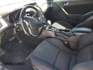 2013 Hyundai Genesis Coupe Premium z VIN KMHHT6KD6DU092948, wystawiony jako Copart lot #53018515 z przebiegiem Nie podano mil oraz Szkody całkowita. Historia ofert i sprzedaży dostępna na DreamBid. Obrazek 7.